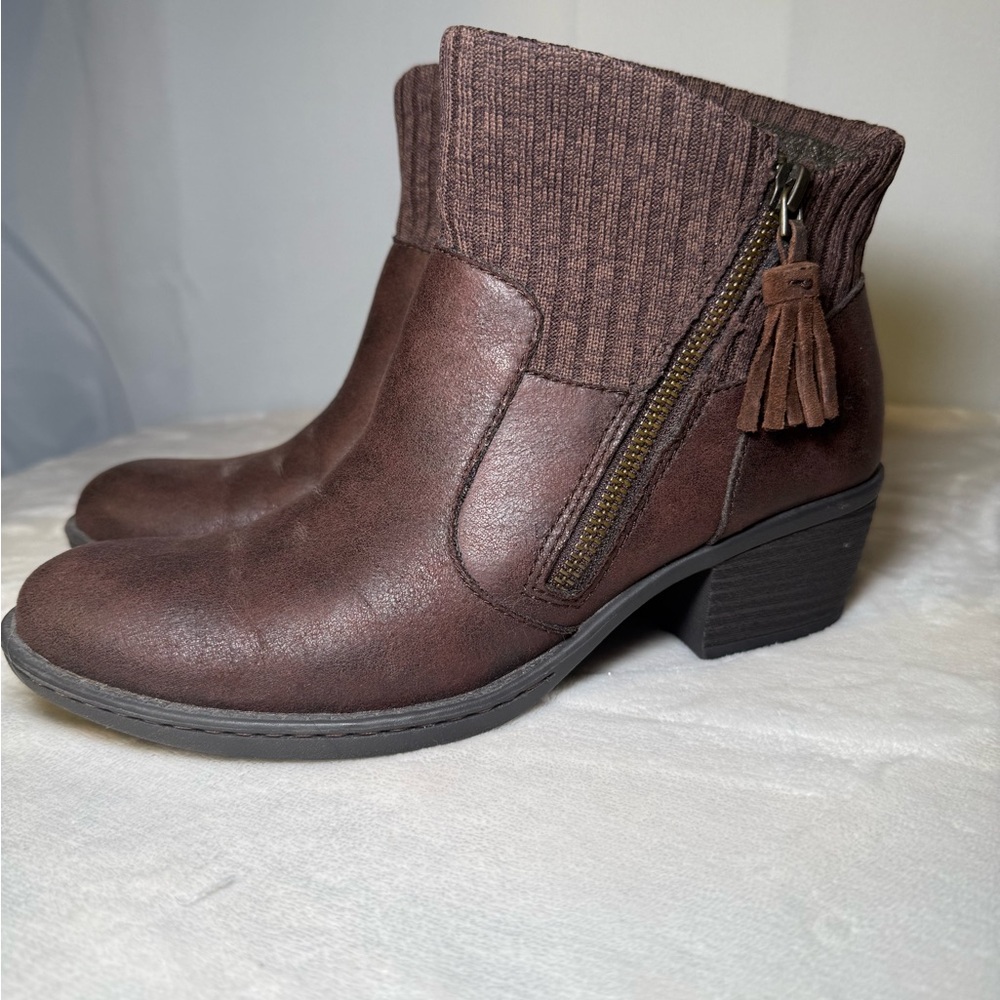 b.o.c. Brown Leather Ankle Boots Knit Cuff Tassel Zip Women's‎ Size 6